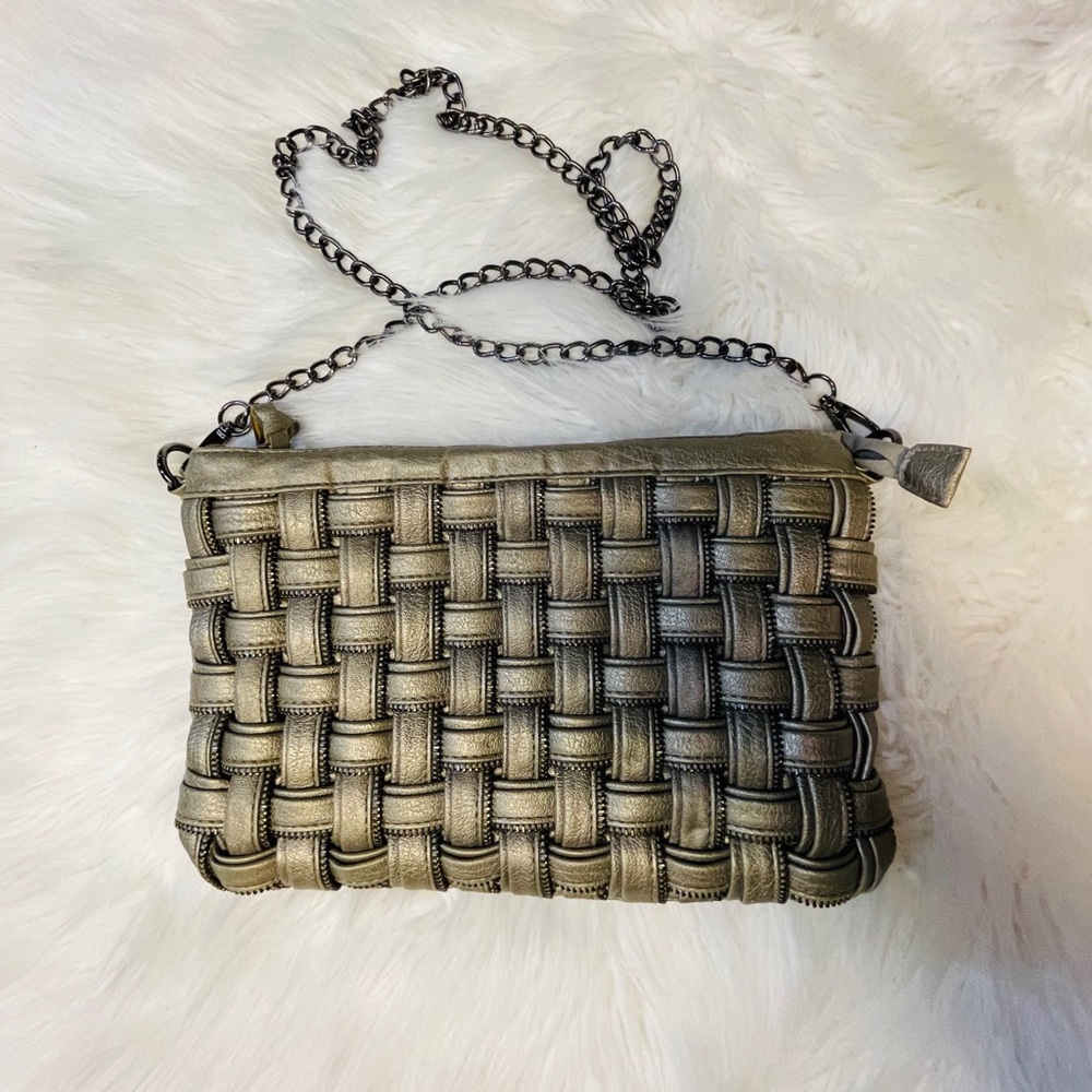 Olivia + Joy Gray/Silver Zipper Crossbody Bag